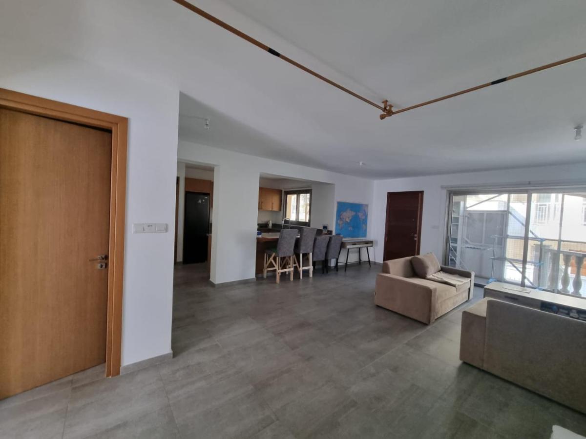 Apartment Pearl Park Residence Пафос Екстер'єр фото