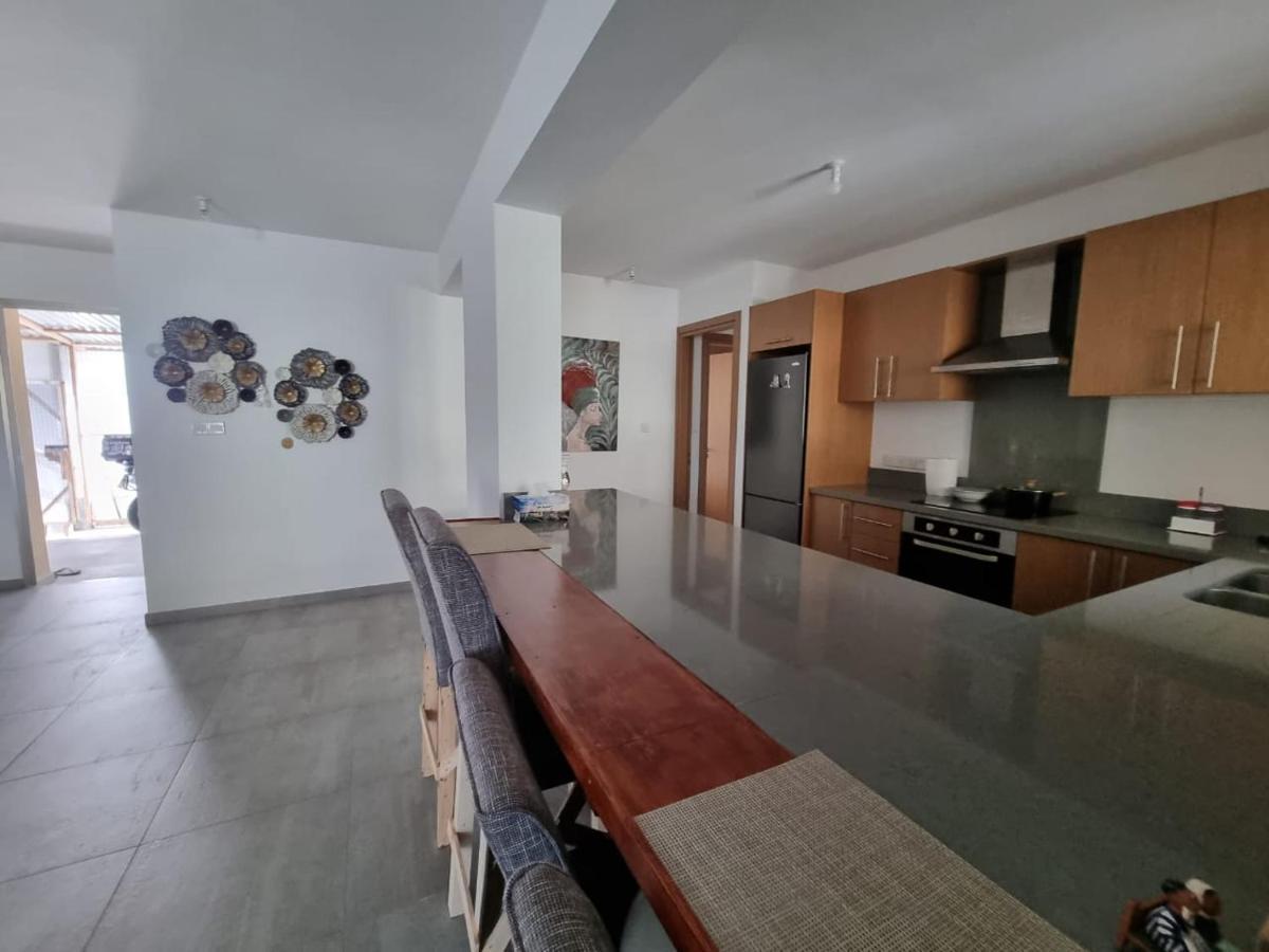 Apartment Pearl Park Residence Пафос Екстер'єр фото