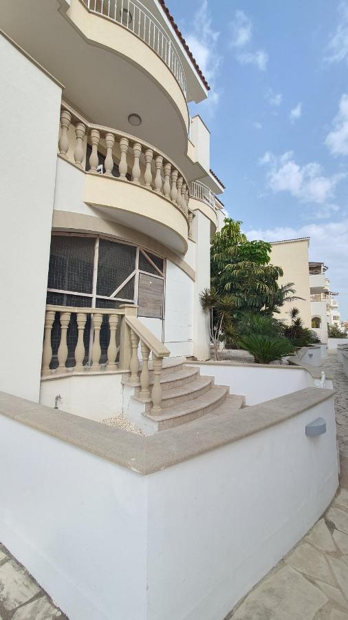 Apartment Pearl Park Residence Пафос Екстер'єр фото